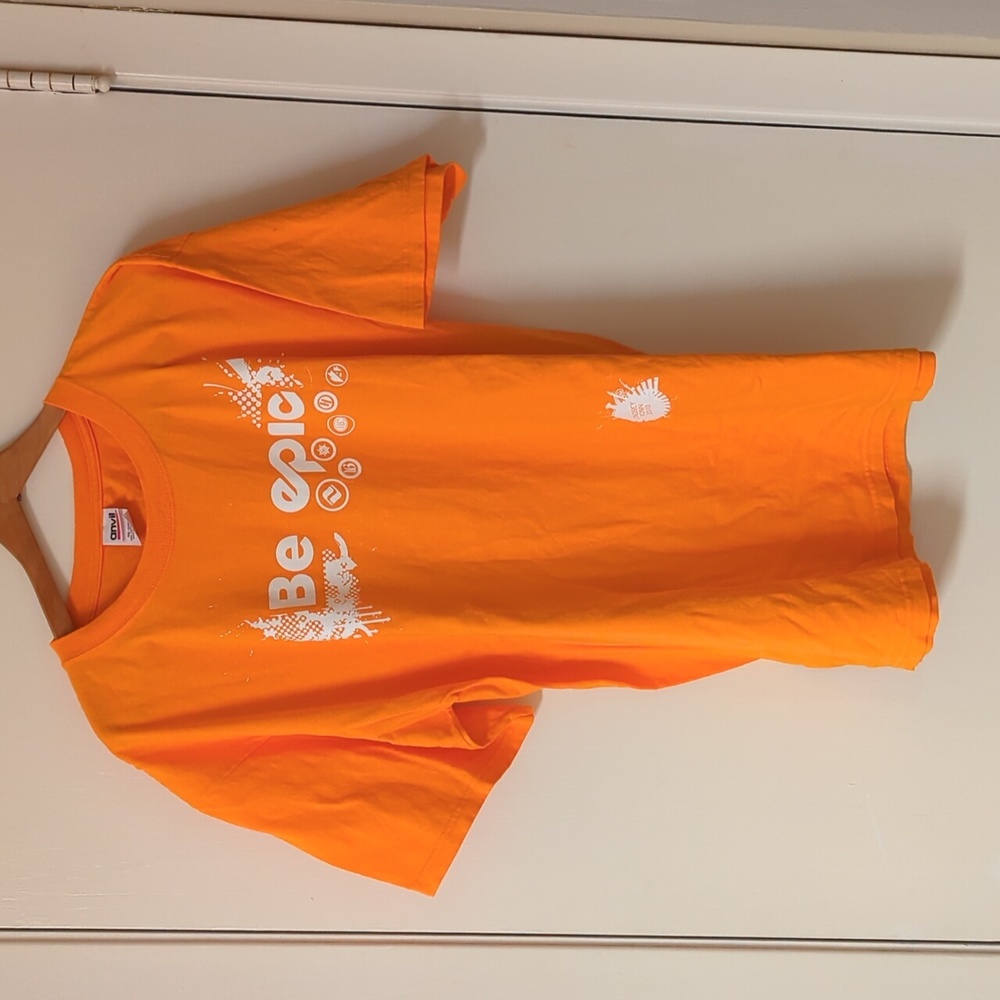 Lindsey Vonn 2010 'Be Epic' T-shirt
